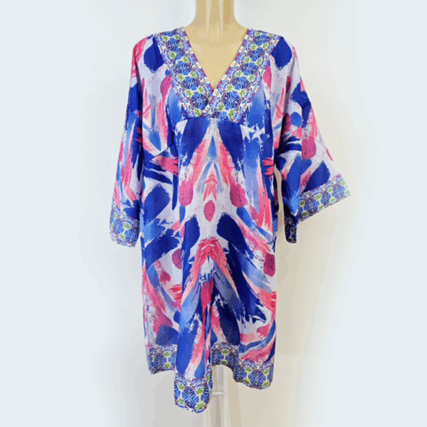 Robe courte à manches longues colorées