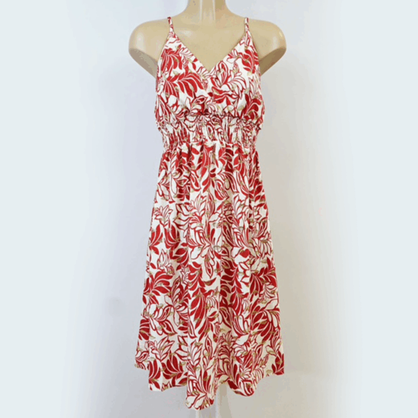 Robe courte motifs rouges