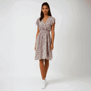 Robe courte à motifs rose