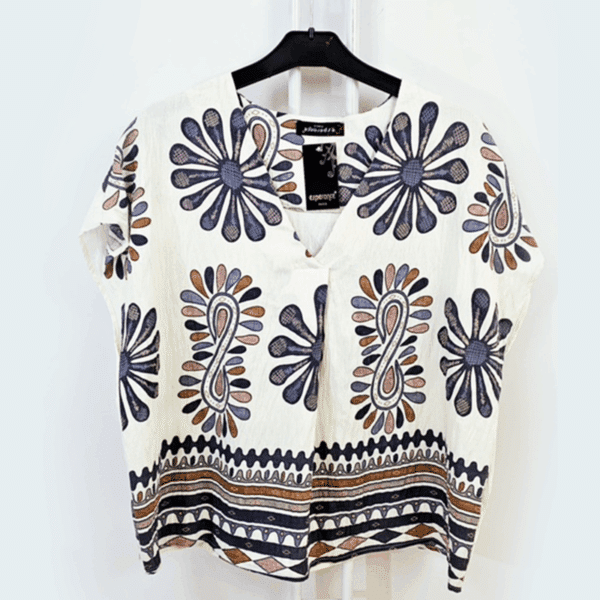 T-shirt motifs noirs