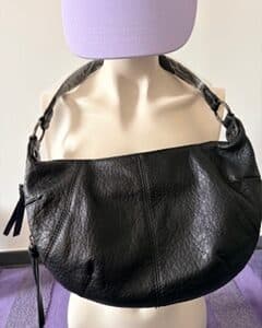 Sac à main demi-lune zippé